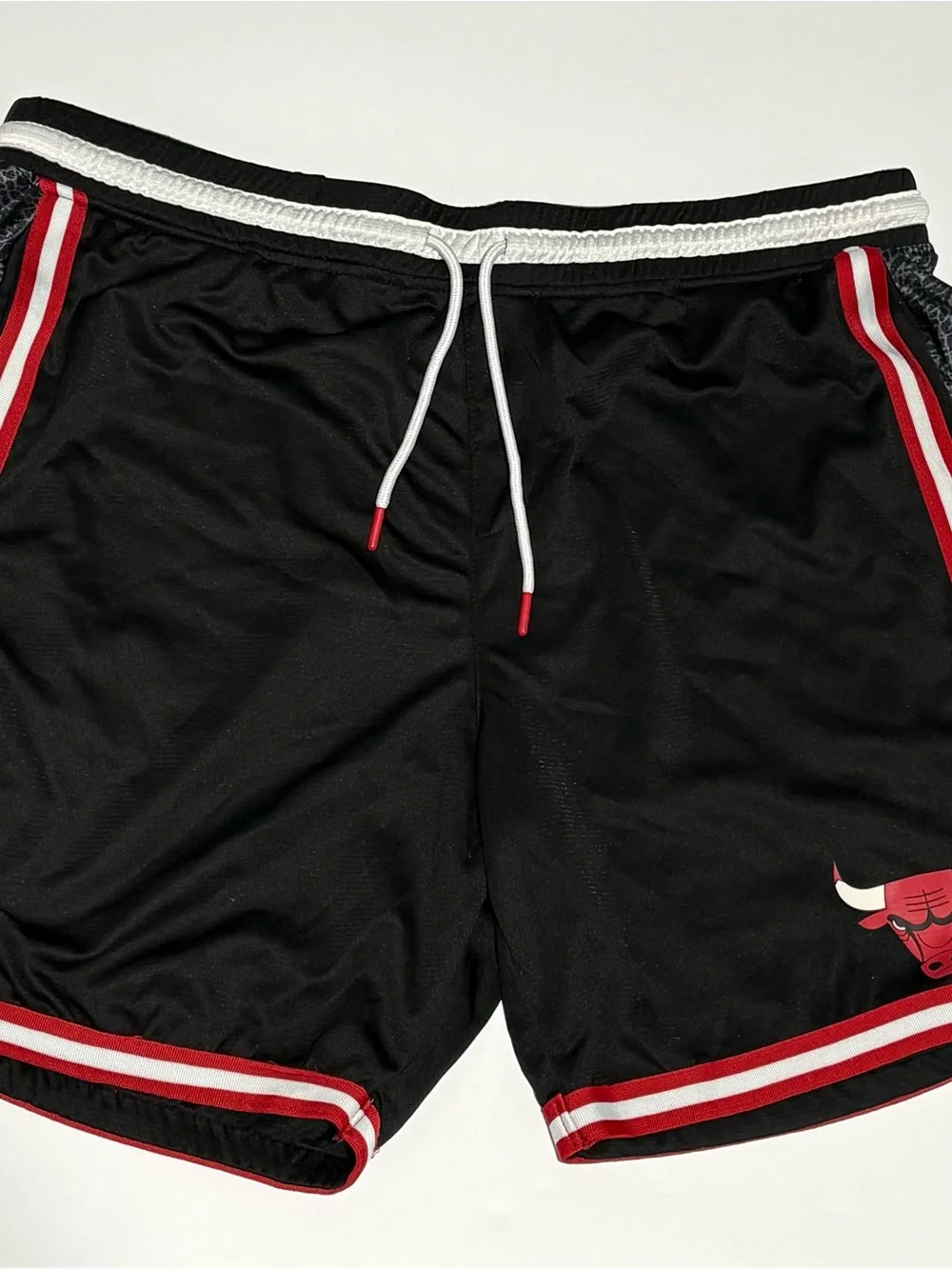 NBA Black, Red & White Chicago Bulls Basketball Shorts